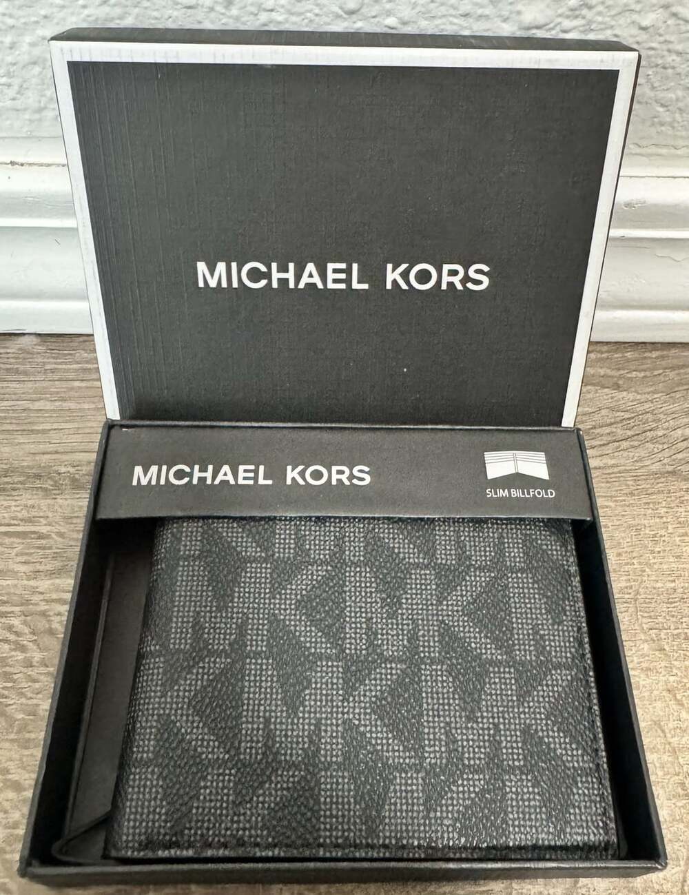Michael Kors Jet Set Slim Billfold Wallet Black Logo